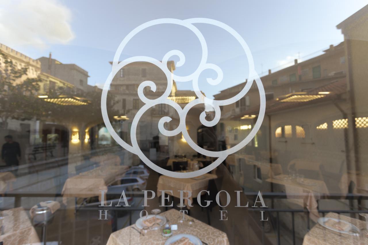 Hotel La Pergola サンタ・マリア・ディ・カステッラバーテ エクステリア 写真